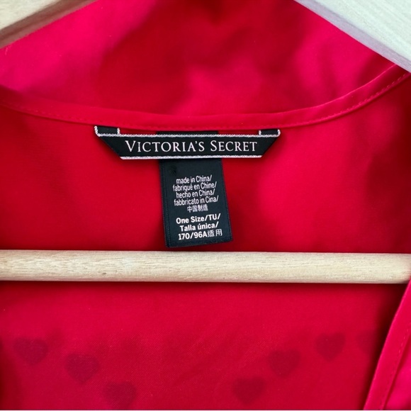 Victoria's Secret Red Love Heart Satin Robe Ruffled - Picture 4 of 5